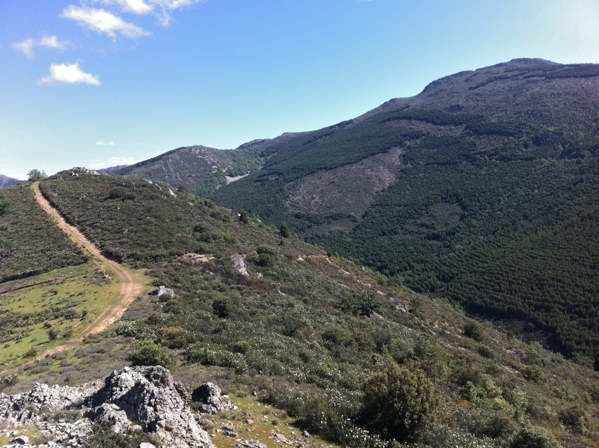 Pista a Cubetre desde Cuy Lagunilla